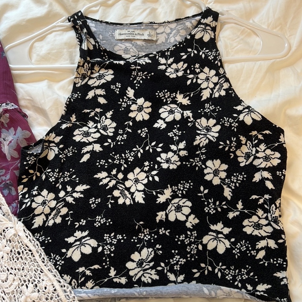 Abercrombie crop top